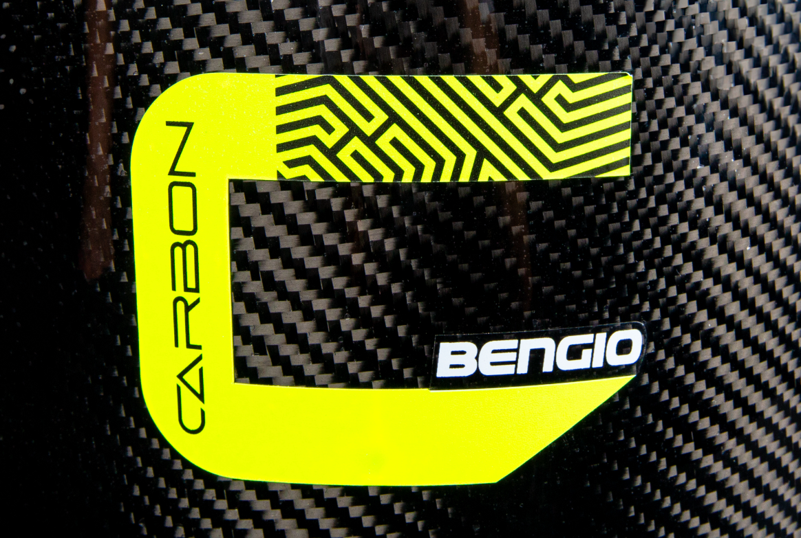 Bengio Carbon Rib Protector 2024